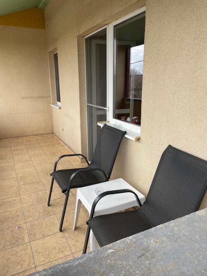 Motorway Alfa Apartament Apartment Arad Exterior foto